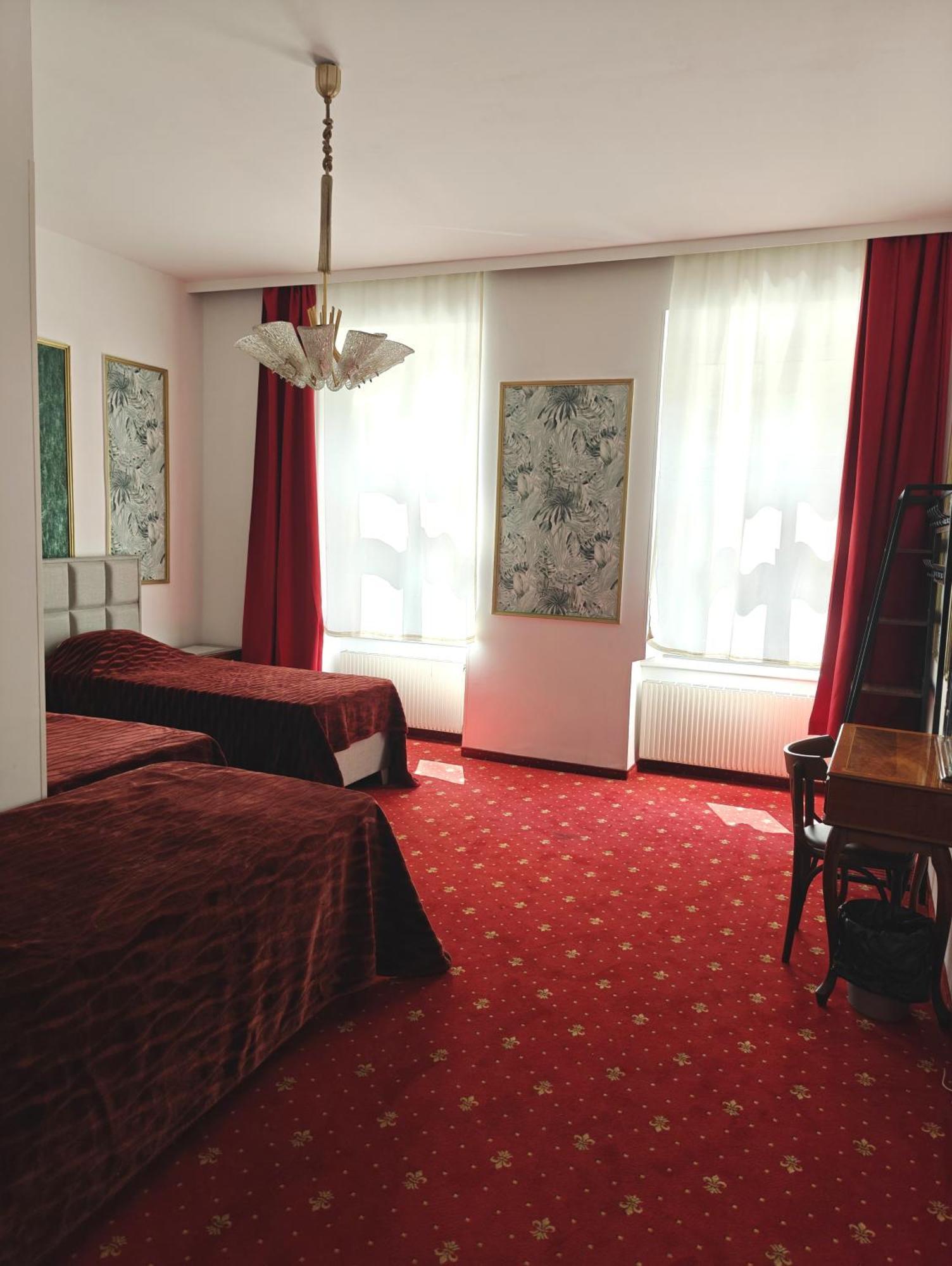 Hotel Viktoria Vienna Exterior photo
